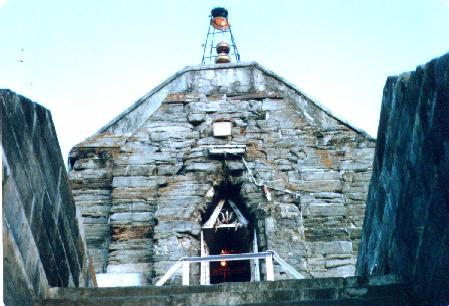 Shankracharya temple (viewed from the steps)